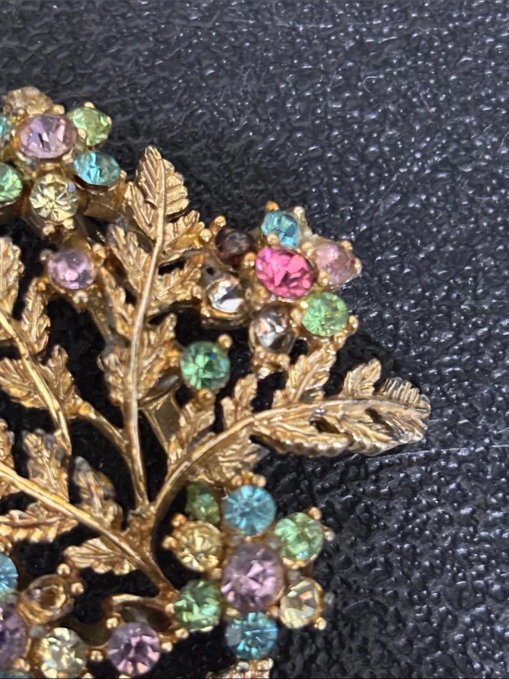 Vintage Coro Gold-Tone Floral Crystal Brooch - Multicolor Elegant